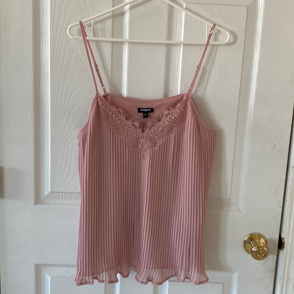 NWT Express cami Large pink/mauve color
